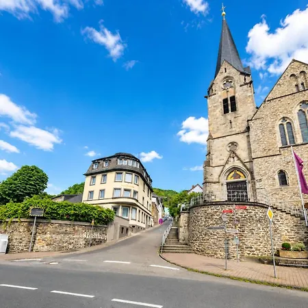 Zum Rheinberg Panorama Loft Apartment Braubach